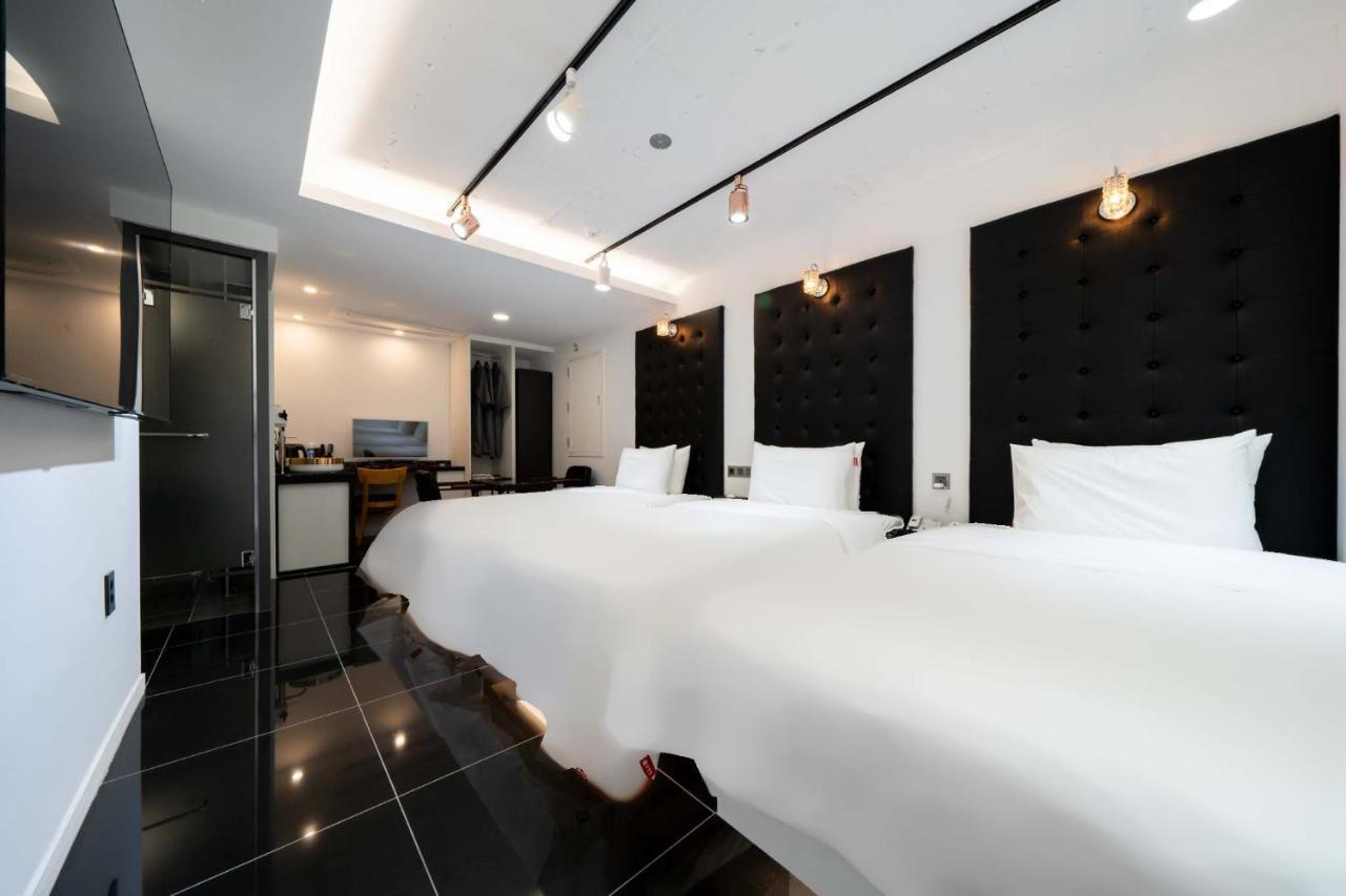 Ytt Hotel Busan Esterno foto