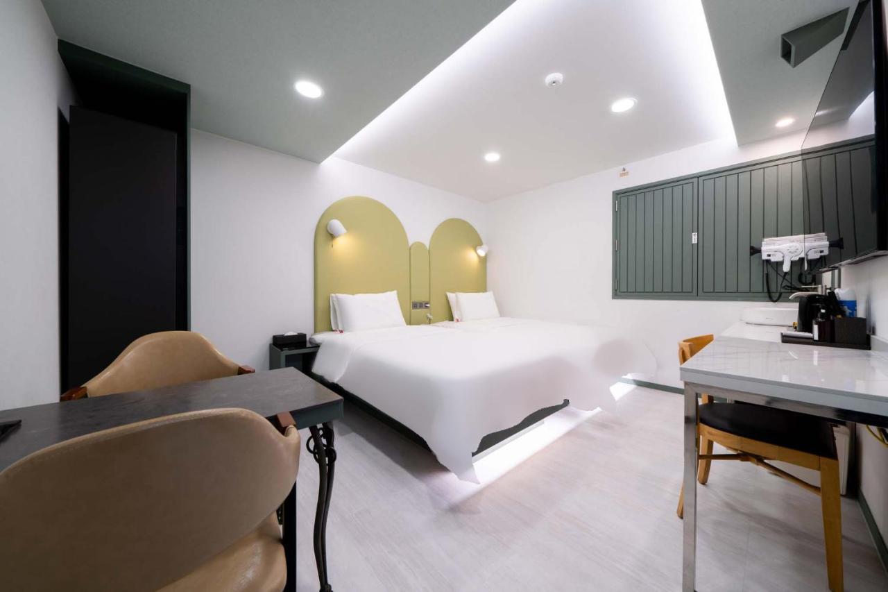 Ytt Hotel Busan Esterno foto